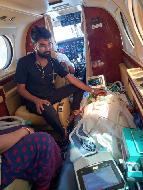 Siya-Air-Ambulance-Service-full-ICU-Setup-Service